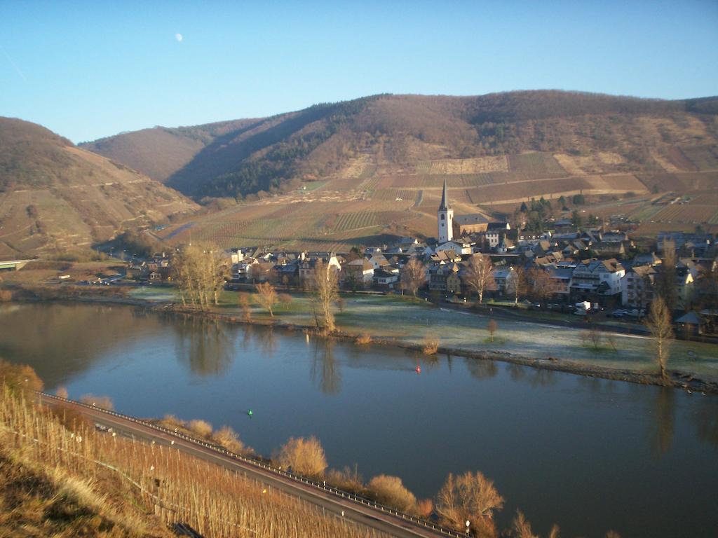Ferienhaus Mosel Bub Bruttig-Fankel Bilik gambar
